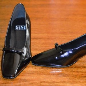 Nine West Black Leather Low Heels